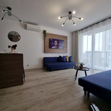 Q Apart Meta - Klimatyzowane Apartamenty Przy Manufakturze Z Garazem Lub Parkingiem Gratis, Fv Lódź Exterior foto